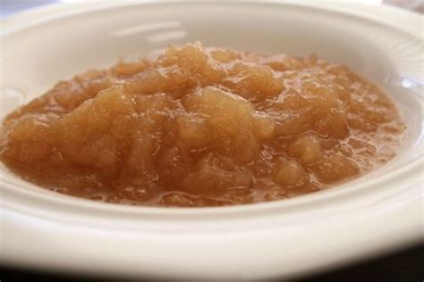 Apple Sauce (from scratch) - Simple Recipes