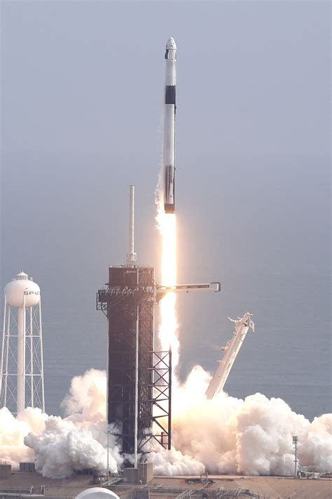 SpaceX launches, destroys rocket in astronaut escape test