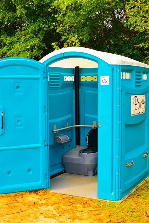 Portables and Toilet Rental Options from Boyett's in Pensacola, Florida