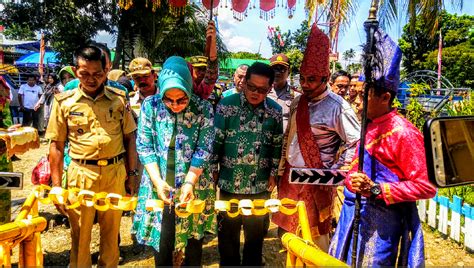 Siang Tadi TBNK Resmikan Rumah Adat Kerajaan Bolaang Mongondow di Desa ...