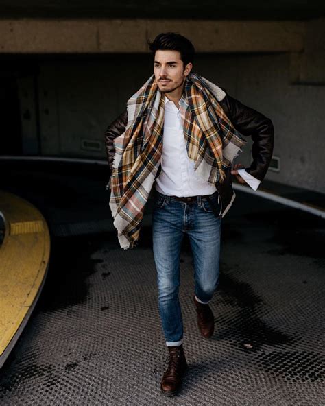 Guys Outfits with Scarves – 26 Ways to Wear a Scarf for Men