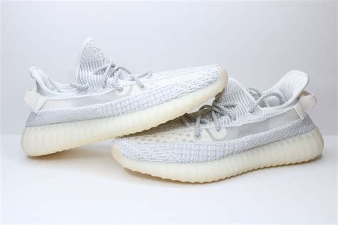 Real VS Fake Yeezy 350 V2 Black Static Full Reflective