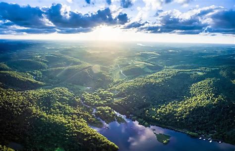 Spotlights | Lake of the Ozarks