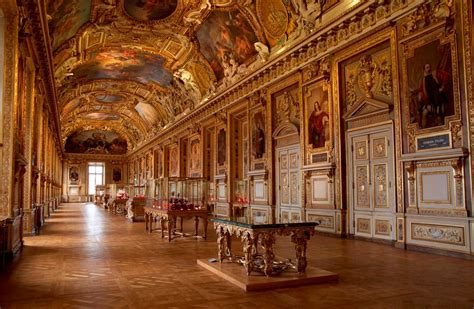 Louvre Museum, The Most Famous Museum in France - Traveldigg.com