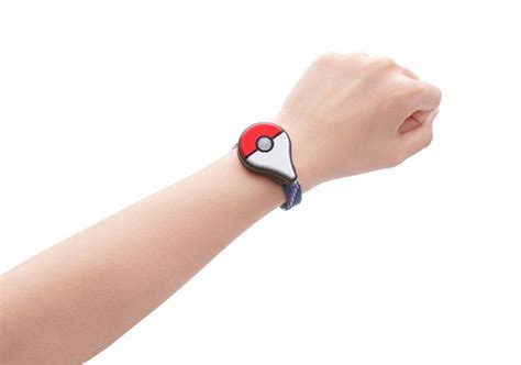 Pokémon Go : le bracelet Pokémon Go Plus disponible le 16 septembre ...