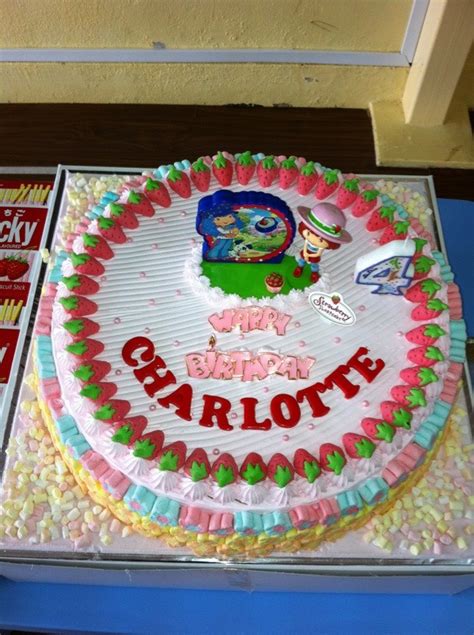 Haven Bakery: Charlotte Birthday cake - Strawberry Shortcake