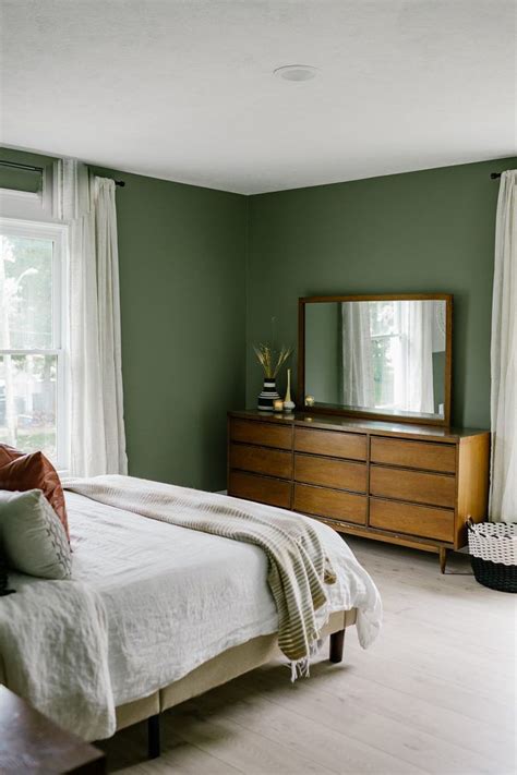 35 Gorgeous Green Bedrooms That Prove The Hue Is A Classic