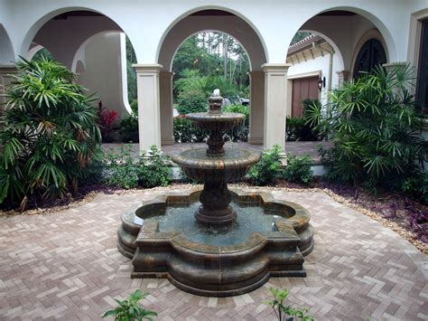 Fountain | Courtyard landscaping, Ideas for the house outside, Courtyard fountains