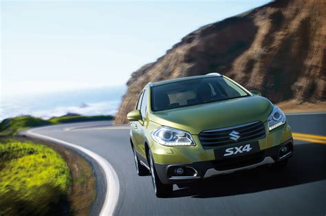 Suzuki SX4 Crossover (2013) - pictures & information