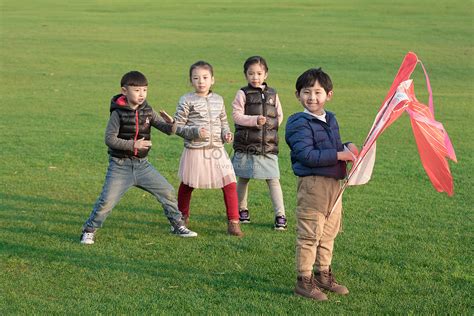 Kite Flying Children Picture And HD Photos | Free Download On Lovepik