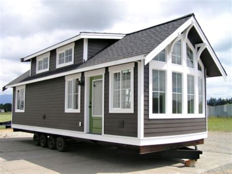 40 Exterior Paint Color Ideas For Mobile Homes - ROUNDECOR | Tiny house nation, Tiny house ...