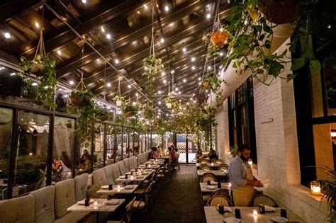 Romantic Restaurants in Philadelphia for a Night Out - Guide to Philly