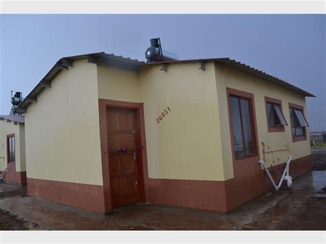 New RDP houses in Etwatwa | African Reporter