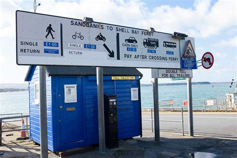 Sandbanks Ferry - departure times and ticket prices | Dorset Guide