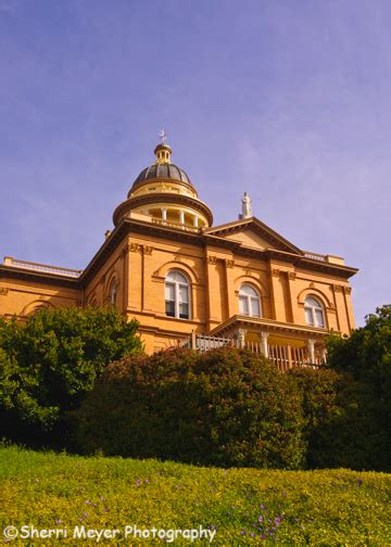 Stock photos of the Auburn Courthouse in Auburn, California — Sherri Meyer Photography