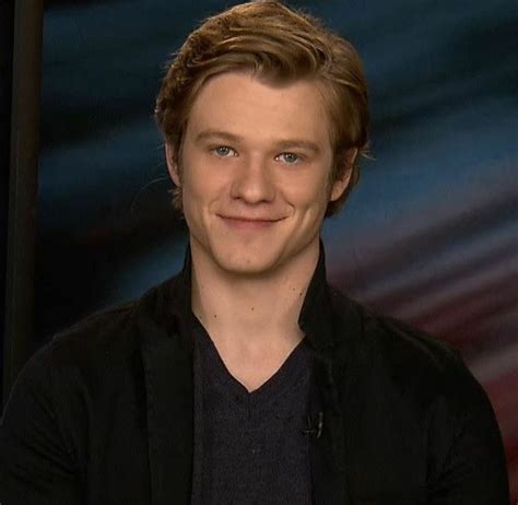 Lucas Till interview photo for sidewalkstvshow He's perfect | Actrice, Instagram