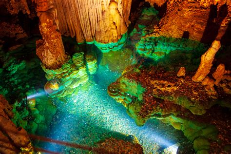 9 Cool Caves And Caverns in Virginia You Must See - Southern Trippers