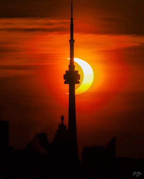 Amazing photos of the solar eclipse on June 10, 2021 - Strange Sounds