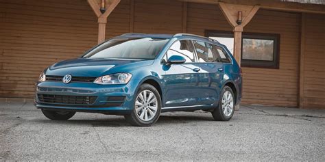 2019 Volkswagen Golf SportWagen Review, Pricing, and Specs