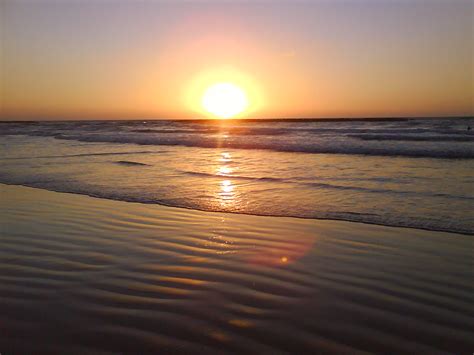 Shearim: Sunset in Tel Aviv