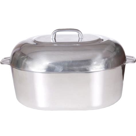 10055 – McWare – 18″ Oval Roaster w/lid and rack – 213 2nd Street ...