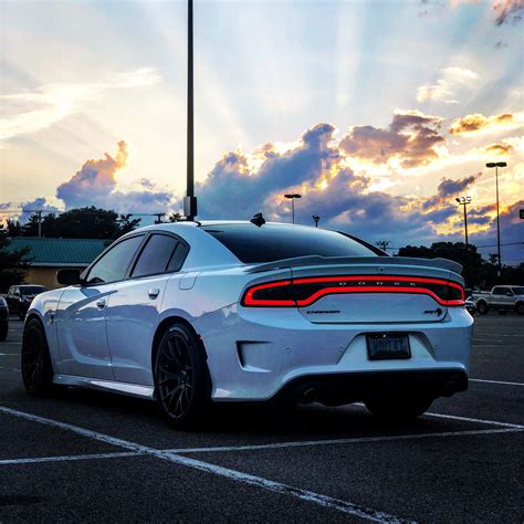 18’ White Knuckle Charger Hellcat! *WITH PICS* | SRT Hellcat Forum