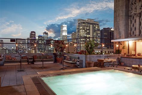 You Probably Need This: Three Perfect Rooftop Hotel Pools in Los ...