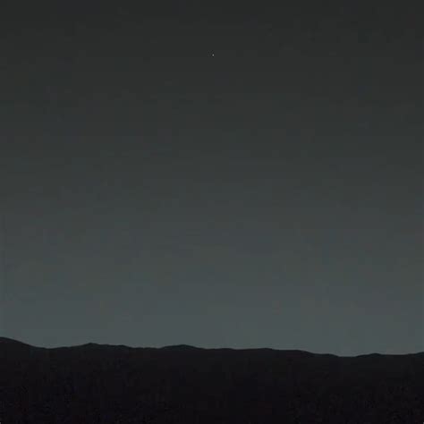 Th view of Earth from Mars. : r/SpaceGifs