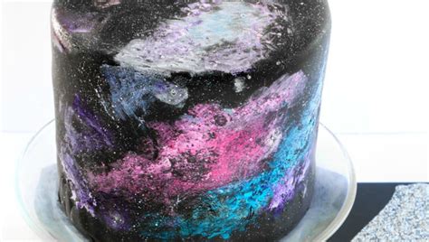 The Inside Of This Gorgeous Galaxy Cake is Even Cooler Than The Outside