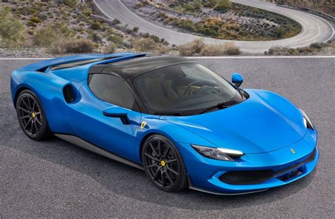 Ferrari 296 GTS spider unveiled - Automotive Daily