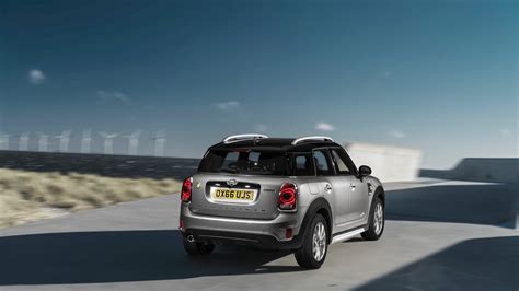 New MINI Countryman Goes Plug-in With 224 HP ALL4 Hybrid Model ...