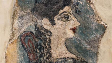 Minoan woman or goddess from the palace of Knossos (“La Parisienne”) (article) | Khan Academy