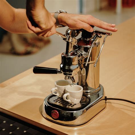 lever espresso machine australia - Emerita Fink