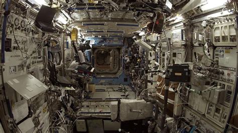 What the inside of a spaceship might really look like | Space station ...