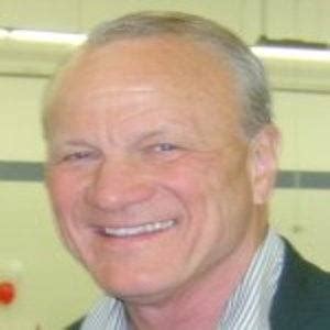 Barry Switzer - Age, Family, Bio | Famous Birthdays