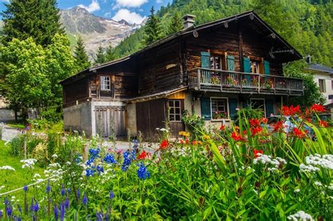 Premium Photo | Landscape of the alps in france in summer