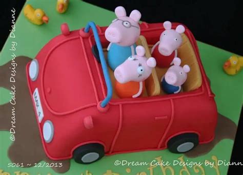 Peppa pig car birthday cake - TheSmartCookieCook