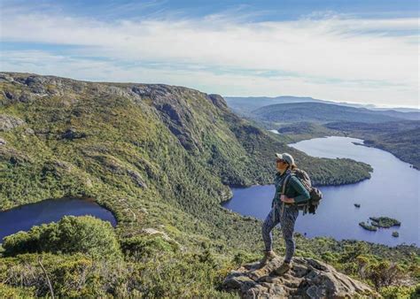 Cradle Mountain Summit Walk: Ultimate Guide [2024]