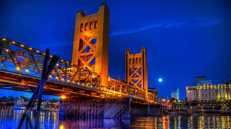 Tower Bridge , Sacramento, California, United States - Night Tower ...