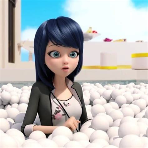 Marinette with hair down | Tolle sachen, Minaculous, Tolle