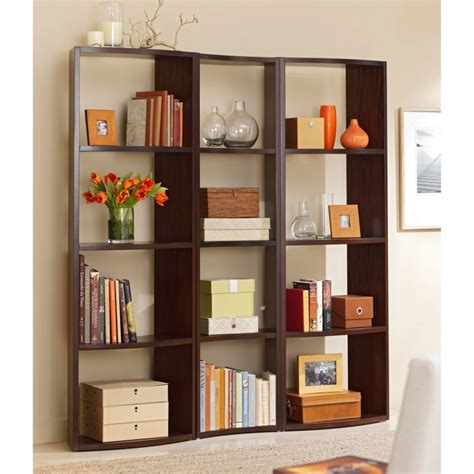 20 Neat Bookshelf Decorating Ideas for Modern Interior