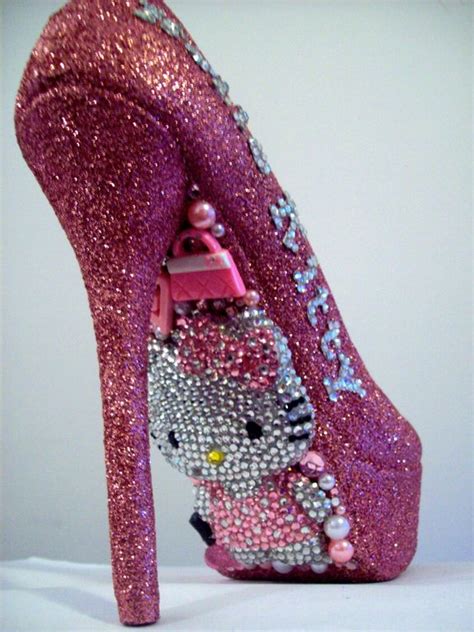 High Heels – Hello Kitty Hell