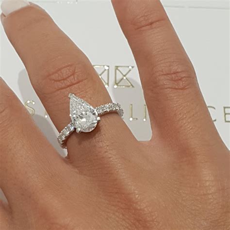 2 CARAT LAB GROWN DIAMOND ENGAGEMENT RING PEAR SHAPED F VVS2 - 14K WHI