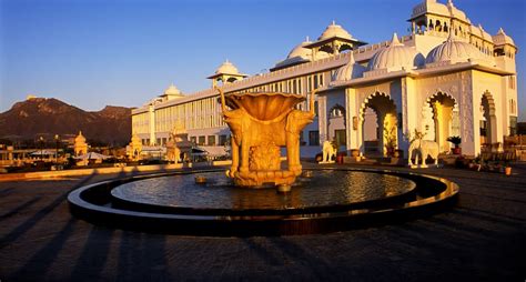 Radisson Blu Udaipur Palace Resort & Spa Udaipur Price, Reviews, Photos ...