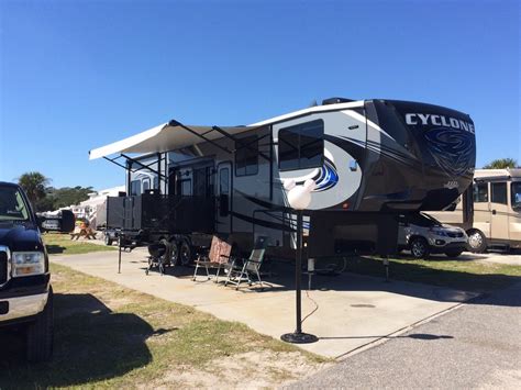 Camping World - Myrtle Beach - 33 Photos & 27 Reviews - RV Dealers ...