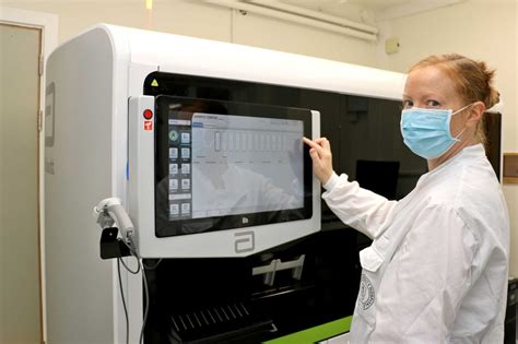 GUH lab gets new PCR machine for faster coronavirus testing - Galway Daily