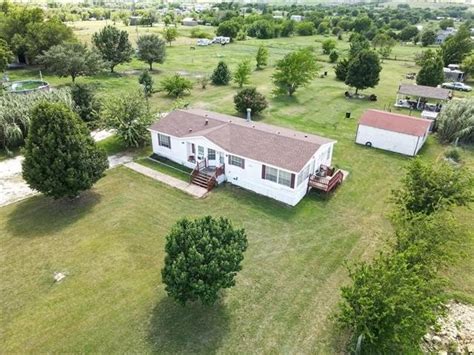 Joshua, TX Real Estate - Joshua Homes for Sale | realtor.com®