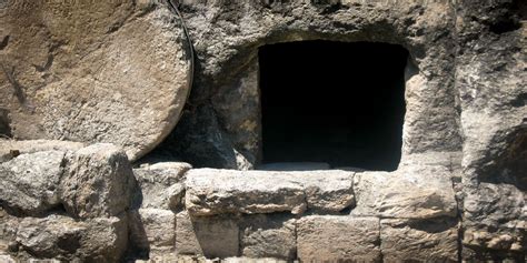 How was Jesus' tomb sealed?--Aleteia | Jesus tomb, Ancient tomb, Tomb