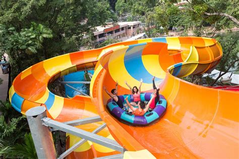 Sunway Lagoon Theme Park - MalaysiaTravel