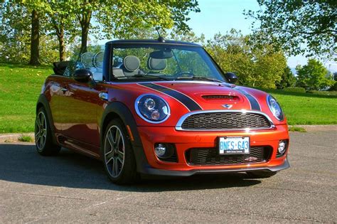 2013 MINI JCW Convertible Review by Autos.ca - autoevolution